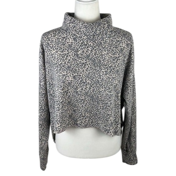 American Eagle Cheetah Print Cropped Turtleneck Size S - Picture 1 of 10